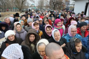 Божественная литургия в храме во имя священномученика Космы Саратовского
