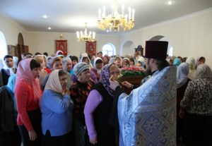 Божественная литургия в храме в честь иконы Божией Матери «Скоропослушница» гор.Шиханы Вольского района
