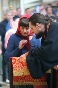 Божественная литургия в храме в честь Покрова Пресвятой Богородицы
