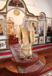 Божественная литургия в Спасо-Преображенском мужском монастыре Саратова