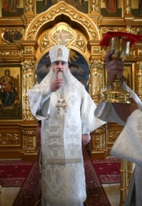 Крещальная литургия в Свято-Троицком кафедральном соборе г.Саратова
