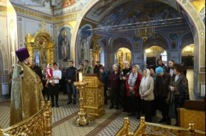 Божественная литургия в Свято-Троицком кафедральном соборе г.Саратова