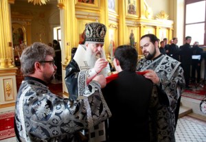 Литургия Преждеосвященных Даров на Архиерейском подворье — храме во имя святого апостола и евангелиста Иоанна Богослова при Саратовской православной духовной семинарии