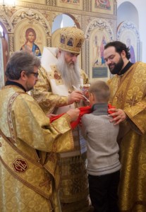 Божественная литургия в храме во имя святых первоверховных апостолов Петра и Павла г.Красноармейска