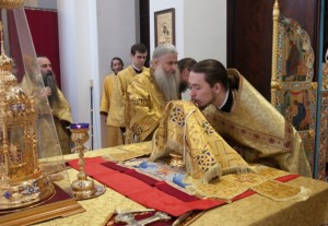 Божественная литургия в Свято-Алексиевском женском монастыре г. Саратова