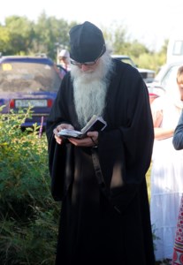 Божественная литургия в Вавиловом Доле