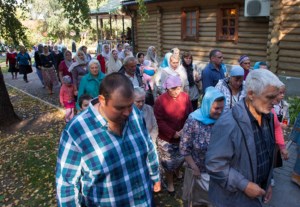 Божественная литургия в храме в честь Рождества Пресвятой Богородицы г.Саратова