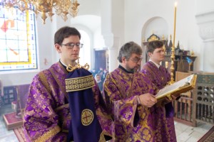 Литургия Преждеосвященных Даров в храме в честь иконы Божией Матери «Утоли моя печали» г. Саратова