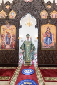Божественная литургия в храме в честь иконы Божией Матери «Всех скорбящих Радость» г. Саратова