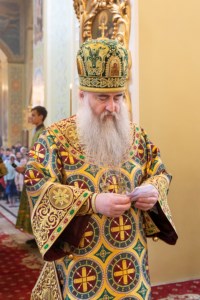 Божественная литургия в храме в честь Покрова Пресвятой Богородицы г. Саратова