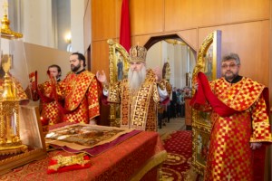 Божественная литургия в храме великомученика Георгия Победоносца г. Саратова