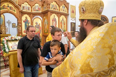 Всенощное бдение в Княже-Владимирском храме Саратова