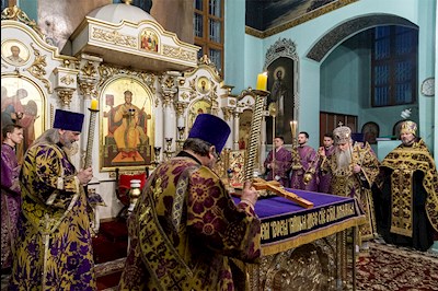 Всенощное бдение в храме в честь Сошествия Святого Духа г. Саратова