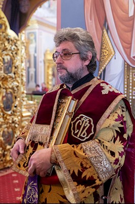 Божественная литургия в Свято-Троицком кафедральном соборе г. Саратова