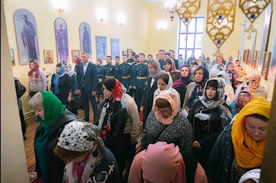 Митрополит Игнатий совершил Божественную литургию в храме святых мучениц Веры, Надежды, Любови и матери их Софии поселка Светлый