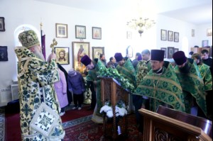 Божественная литургия в храме во имя преподобного Сергия Радонежского поселок Юбилейный г.Саратова