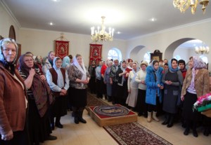 Божественная литургия в храме в честь иконы Божией Матери «Скоропослушница» гор.Шиханы Вольского района