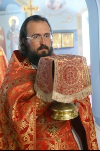 Крещальная Литургия в Свято-Троицком соборе Саратова