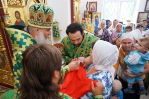 Божественная литургия в храме во имя святителя Луки (Войно-Ясенецкого) города Саратова