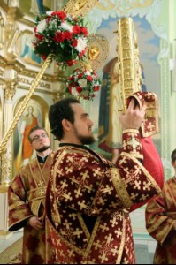 В Саратов принесена чудотворная Феодоровская икона Божией Матери