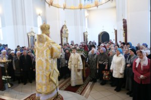 Божественная литургия в храме во имя святого великомученика Георгия Победоносца города Саратова