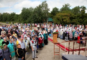 Божественная литургия в Вавиловом Доле