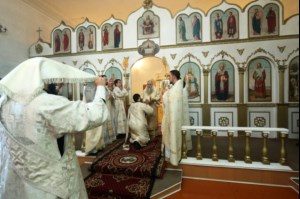 Божественная литургия в храме в честь Покрова Пресвятой Богородицы р.п. Новые Бурасы