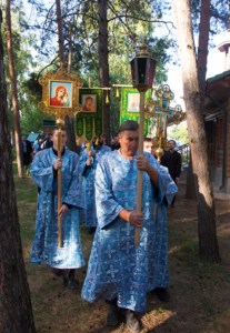 Божественная литургия в храме в честь Рождества Пресвятой Богородицы г.Саратова