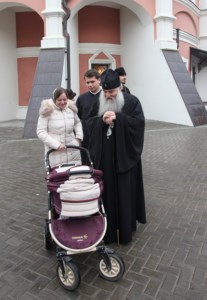 В Саратове состоялся крестный ход с Казанской иконой Божией Матери