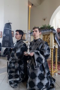 Литургия Преждеосвященных Даров в Свято-Троицком кафедральном соборе г. Вольска