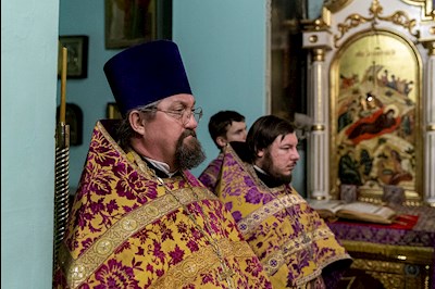 Всенощное бдение в храме в честь Сошествия Святого Духа г. Саратова