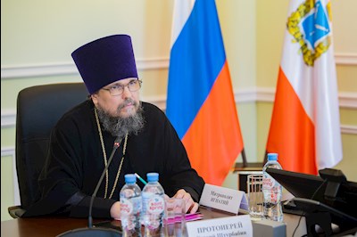 Митрополит Игнатий возглавил общее собрание благочинных Саратовской епархии и Административного секретариата