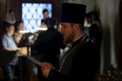 Митрополит Игнатий совершил великое повечерие с чтением Великого покаянного канона преподобного Андрея Критского в Свято-Троицком кафедральном соборе г. Саратова