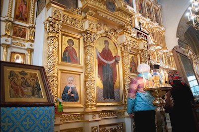 Митрополит Игнатий возглавил соборное архиерейское богослужение в Свято-Троицком кафедральном соборе г. Покровска (Энгельса)