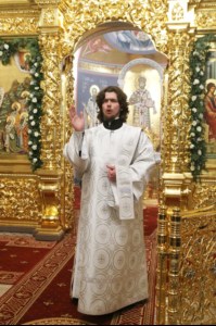 Митрополит Лонгин совершил Рождественское ночное богослужение