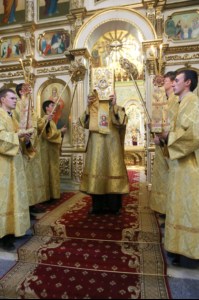 Встреча святых мощей святого равноапостольного князя Владимира и Всенощное бдение в храме в честь Покрова Пресвятой Богородицы г.Саратова