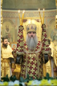 Божественная литургия в храме во имя Всех Святых, в земле Российской просиявших г. Саратова