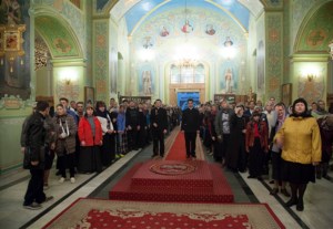 Всенощное бдение в храме в честь Покрова Пресвятой Богородицы г.Саратова