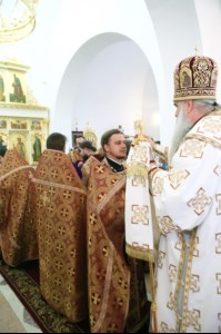 Всенощное бдение в храме во имя святых царственных страстотерпцев п. Дубки