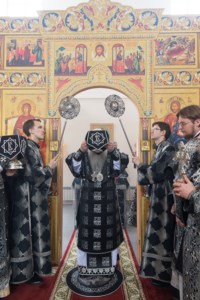 Литургия Преждеосвященных Даров в храме во имя святителя Митрофана Воронежского г. Саратова