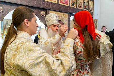 Божественная литургия в храме святителя Тихона Задонского г. Саратова