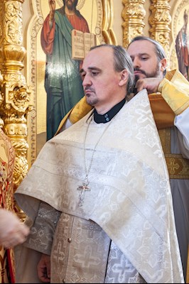 Митрополит Игнатий совершил Божественную литургию в храме Казанской иконы Божией Матери г. Саратова