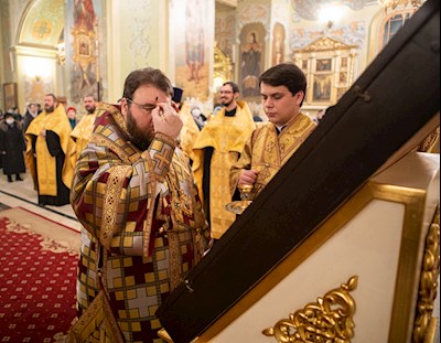 Митрополит Игнатий совершил всенощное бдение в храме Покрова Пресвятой Богородицы г. Саратова