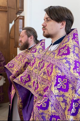 Божественная литургия в храме в честь святого равноапостольного великого князя Владимира г. Саратова