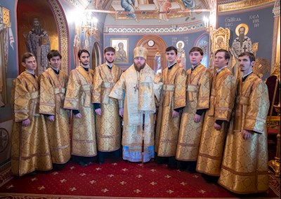 Митрополит Игнатий совершил Божественную литургию в Свято-Троицком кафедральном соборе г. Саратова