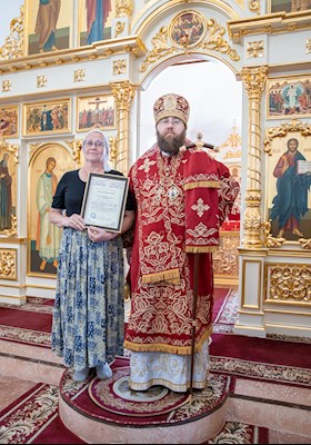 Митрополит Игнатий совершил Божественную литургию в храме Святых Царственных страстотерпцев поселка Дубки