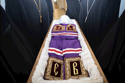 Завершилось пребывание саратовских святителей в крестовом храме епархиального управления