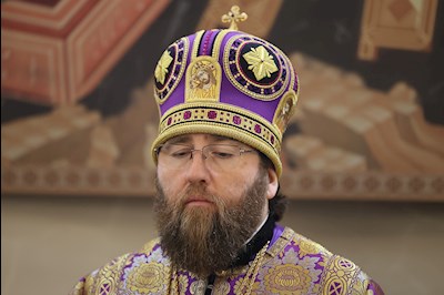 Митрополит Игнатий совершил Божественную литургию в соборном храме святителя Спиридона Тримифунтского г. Саратова