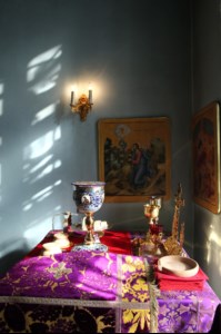 Божественная литургия в храме в честь Покрова Пресвятой Богородицы г.Петровска
