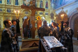 Пассия в Свято-Троицком кафедральном соборе г. Саратова